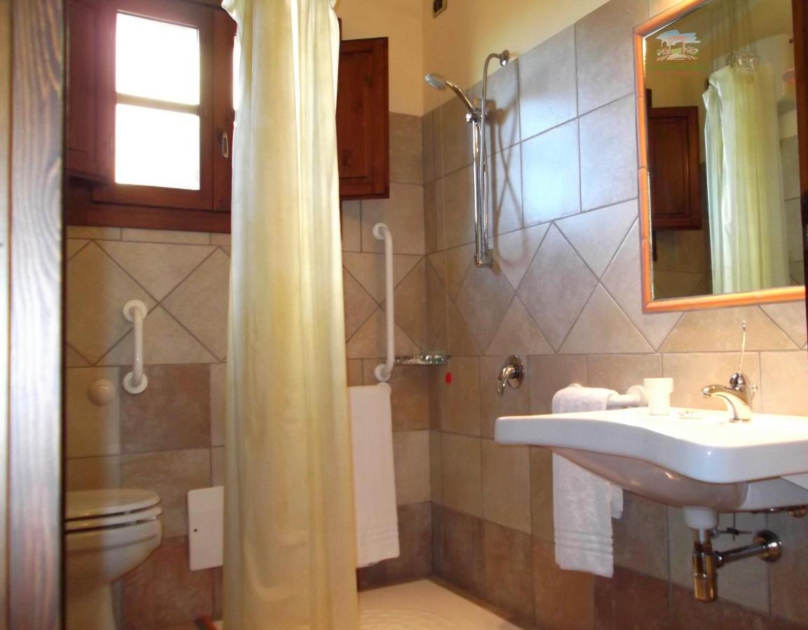 Hotel La Corte Rosada Villasimius Oda fotoğraf