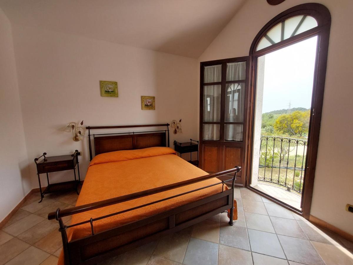 Hotel La Corte Rosada Villasimius Dış mekan fotoğraf