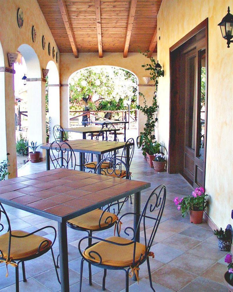 Hotel La Corte Rosada Villasimius Dış mekan fotoğraf