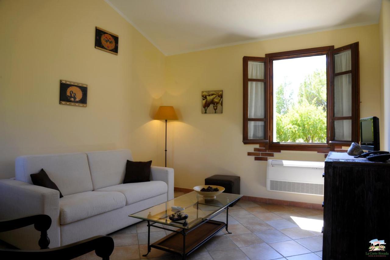Hotel La Corte Rosada Villasimius Dış mekan fotoğraf